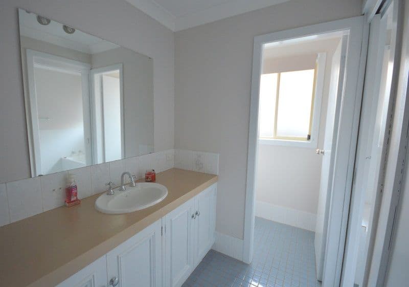 36 Nambucca Circuit, Cowra - Thumbnail 7