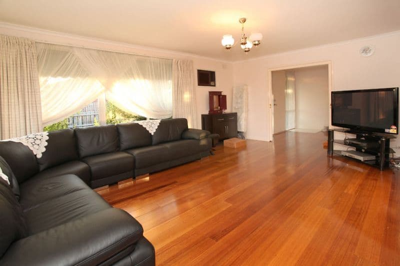 81 Tiverton Drive, MULGRAVE VIC 3170, Mulgrave - Thumbnail 4