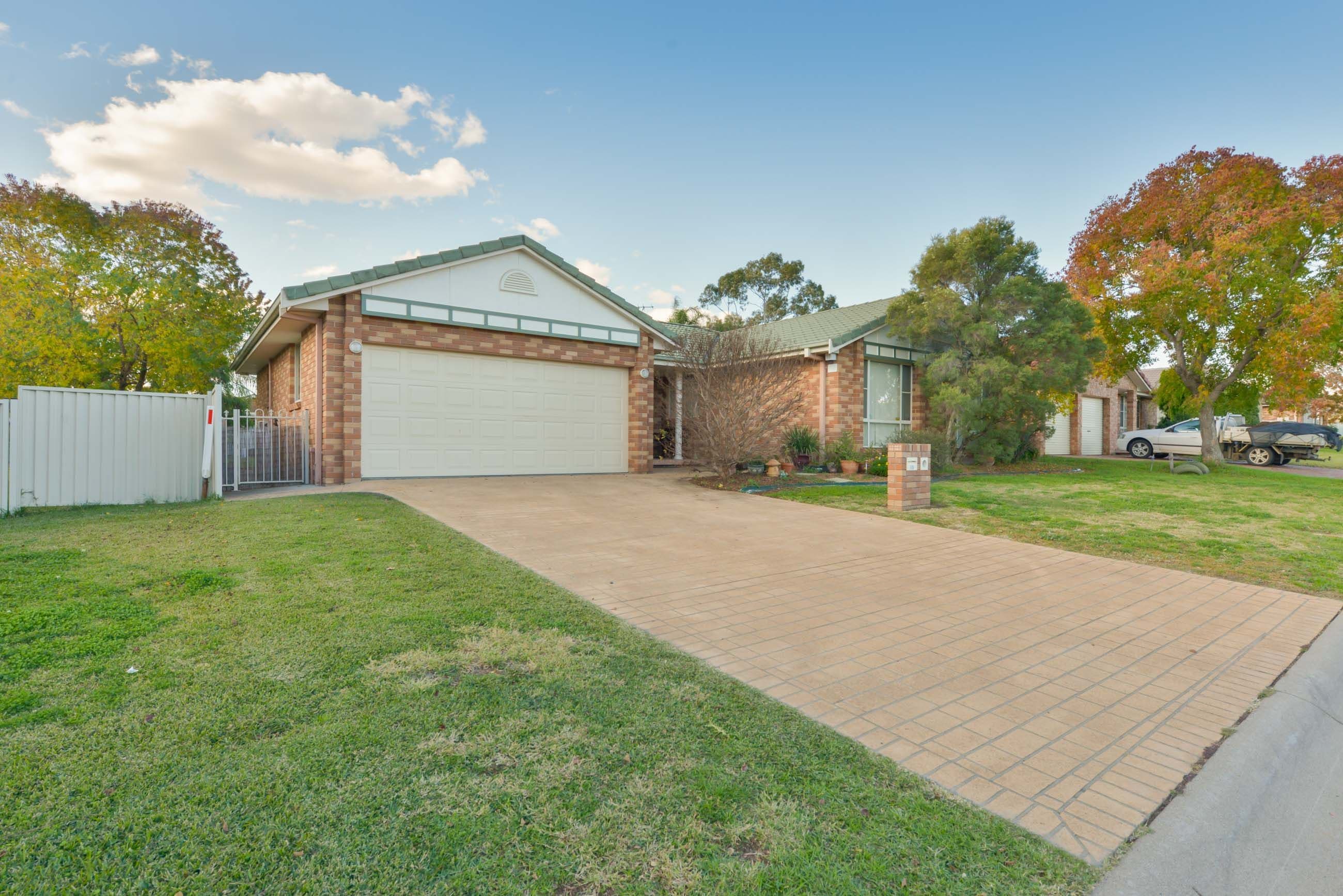 15 Wahroonga Drive, Tamworth NSW 2340, Tamworth - Image 1