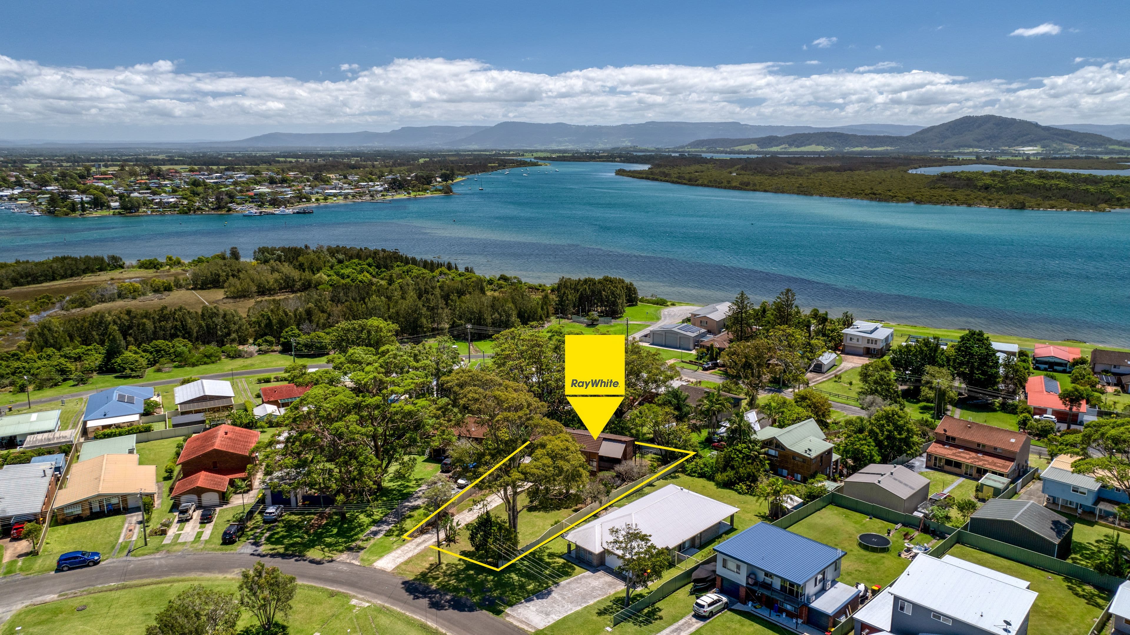 15 Ormonde Crescent, Orient Point NSW 2540, Orient Point - Image 1