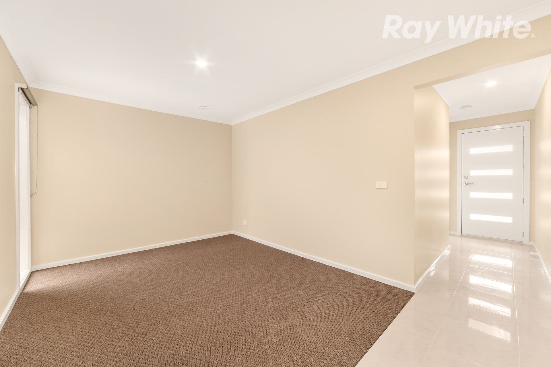 11 Scotchmer Crescent, Mernda VIC 3754, Mernda - Thumbnail 2
