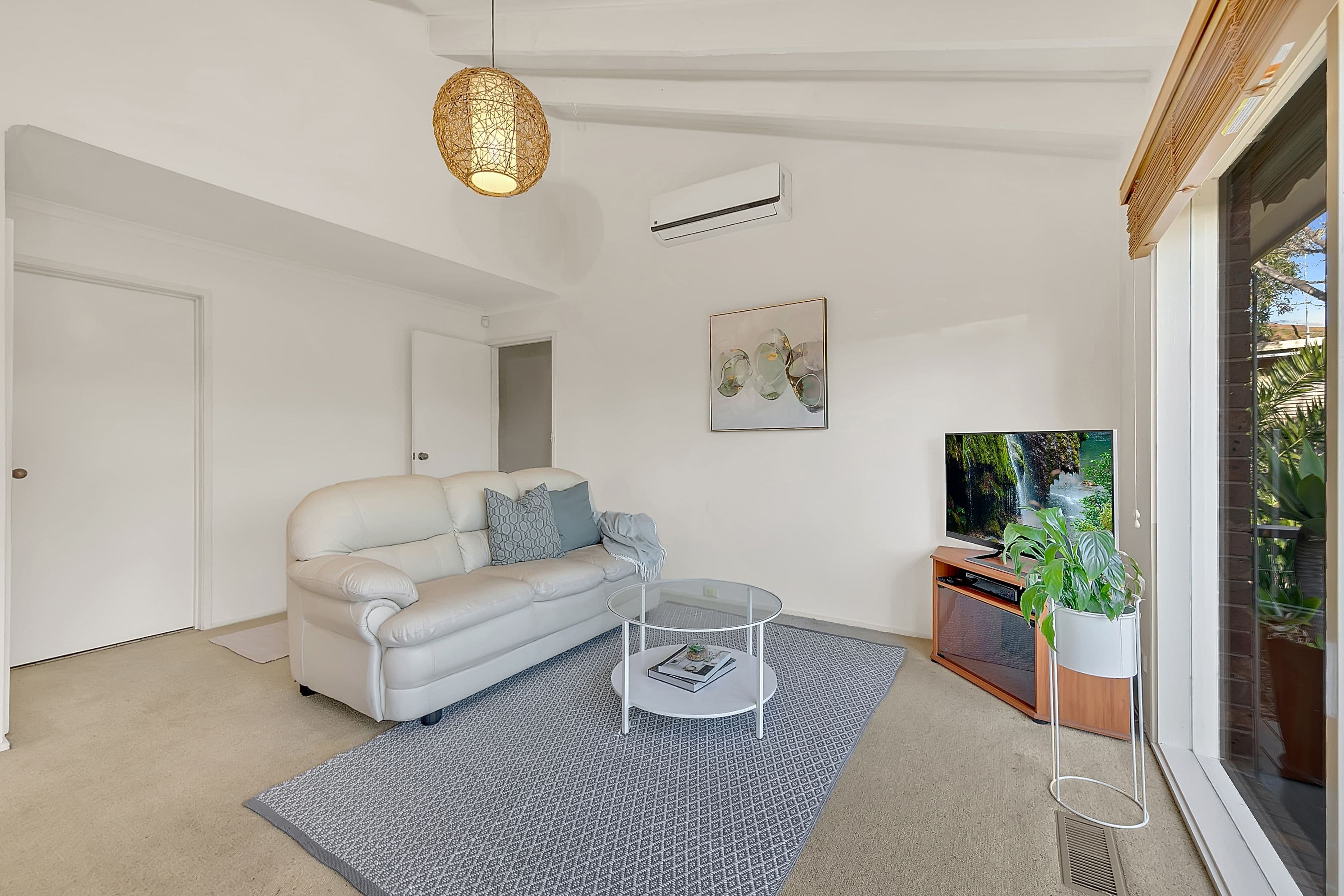 74 Redleap Avenue, Mill Park VIC 3082, Mill Park - Thumbnail 7