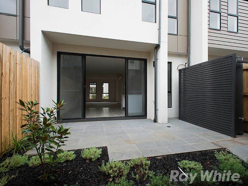 8 Mulberry Avenue, Cheltenham VIC 3192, Cheltenham - Thumbnail 6