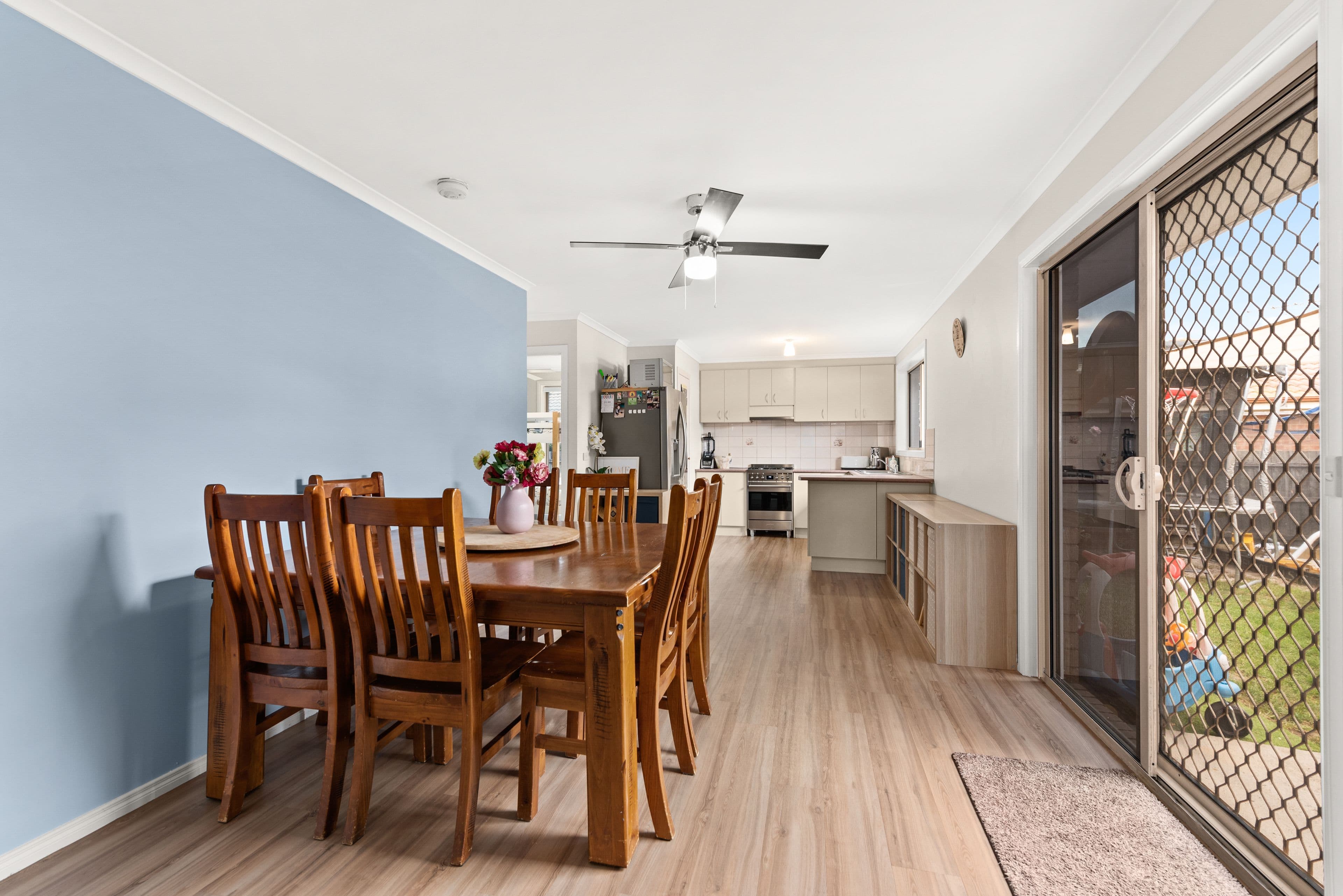 6 Marisa Place, Pakenham VIC 3810, Pakenham - Thumbnail 4