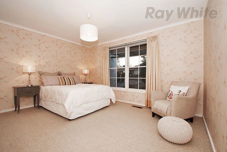 18 ST GEORGES Crescent, Croydon VIC 3136, Croydon - Thumbnail 4
