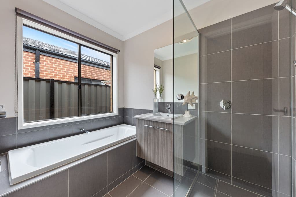 13 Strachan Rise, Mernda VIC 3754, Mernda - Thumbnail 8
