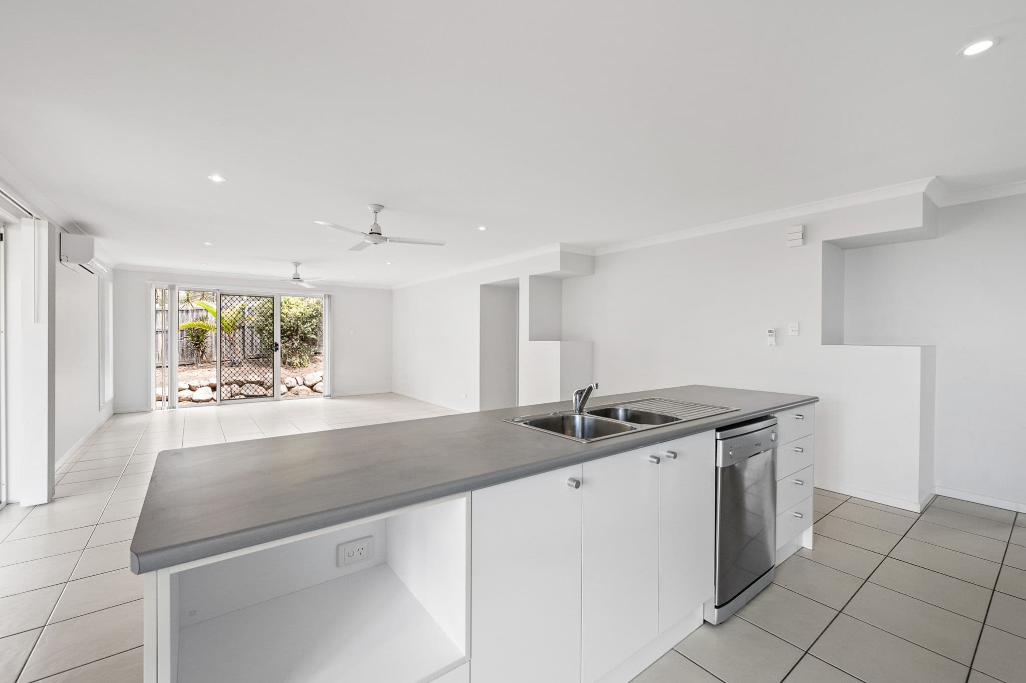 50 Iris Road, Kirkwood QLD 4680, Kirkwood - Thumbnail 4