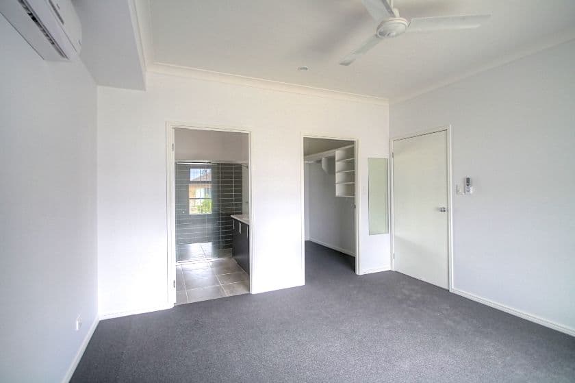 7 Kowari Street, DEEBING HEIGHTS QLD 4306, Deebing Heights - Thumbnail 6