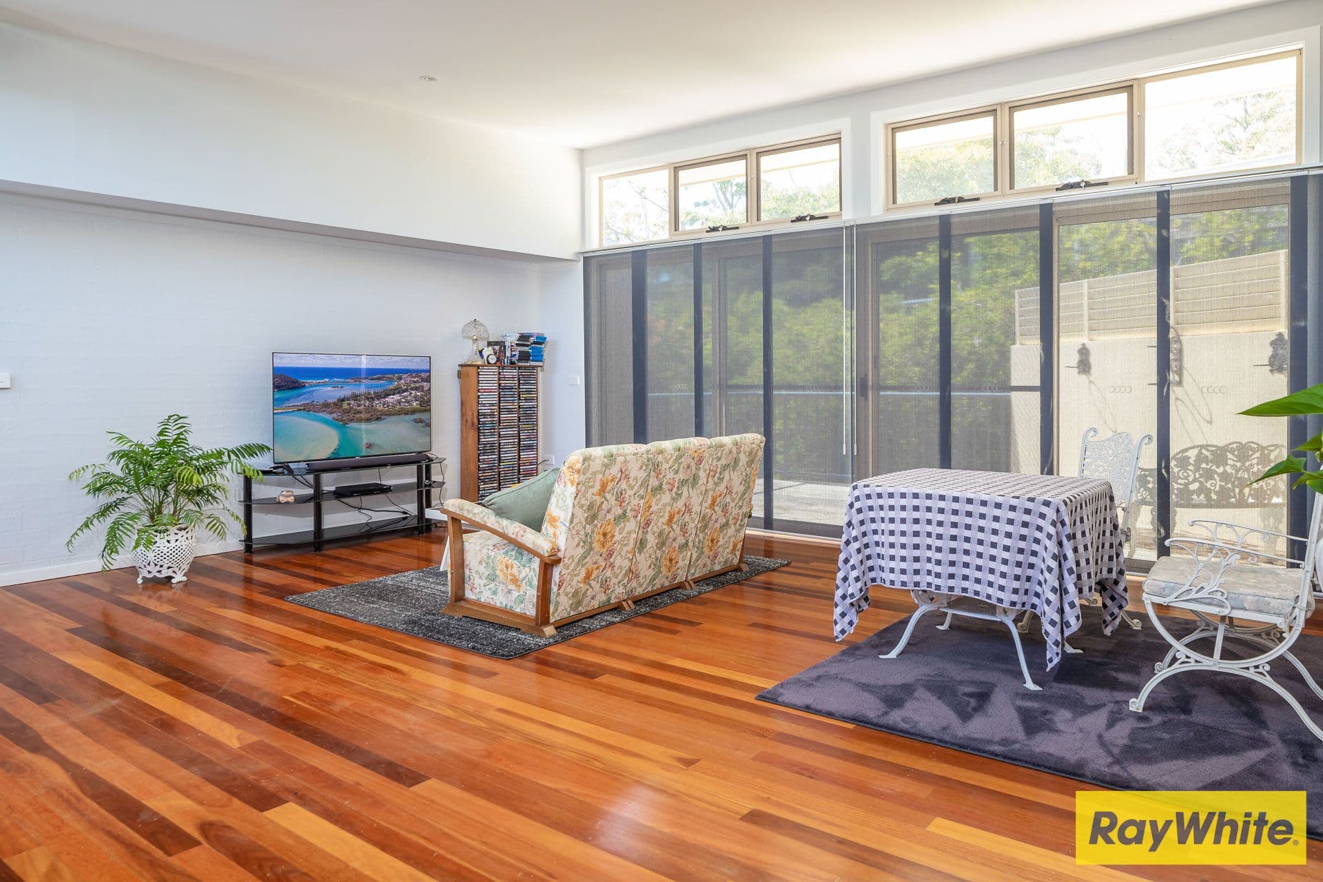 8 Millstream Way, Caroline Springs - Thumbnail 4