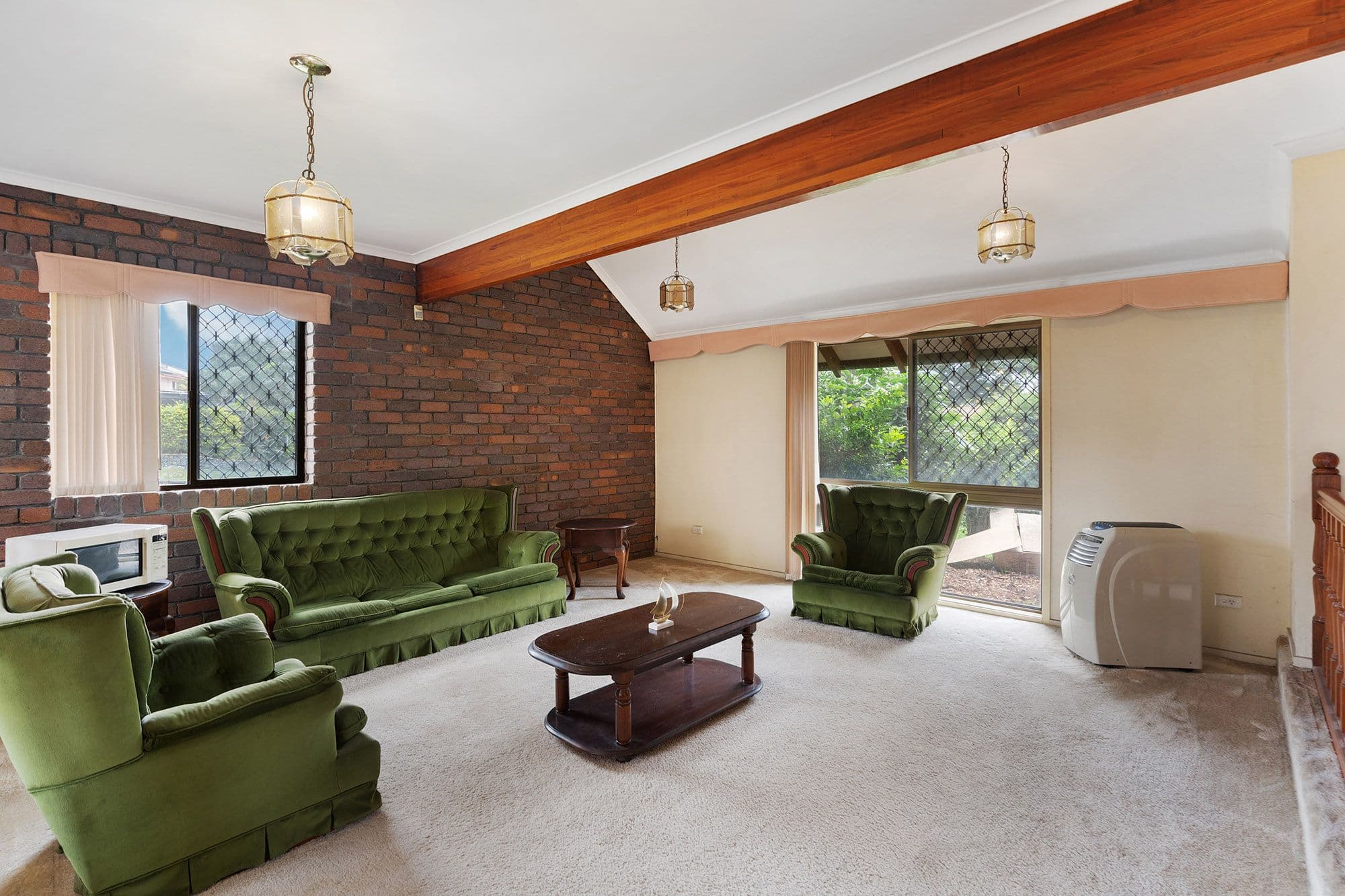 393 Winstanley Street, Carindale QLD 4152, Carindale - Thumbnail 2