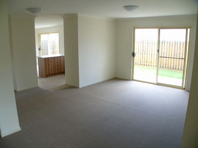 3 Brighton Court, WAKERLEY QLD 4154, Wakerley - Thumbnail 2