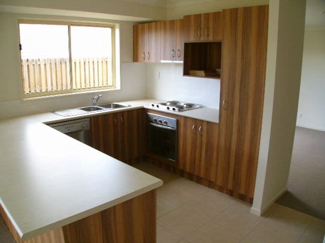 3 Brighton Court, WAKERLEY QLD 4154, Wakerley - Thumbnail 4