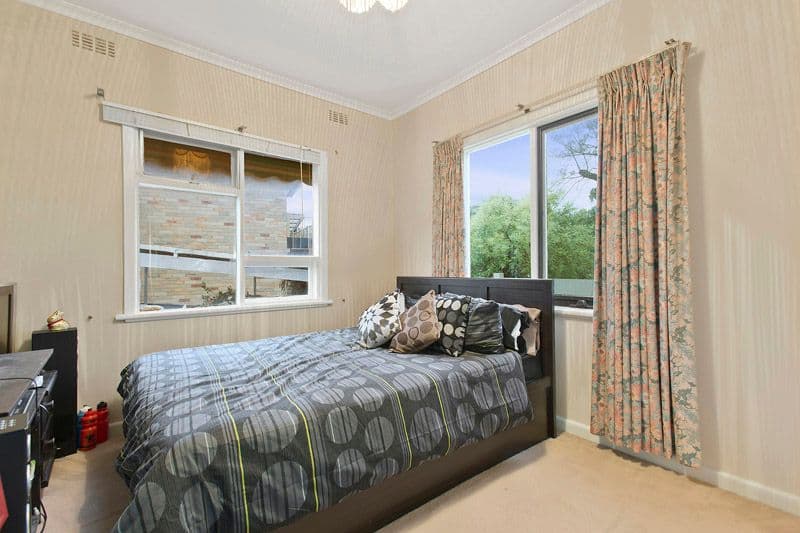 24 Leonard Street, BURWOOD VIC 3125, Burwood - Thumbnail 4