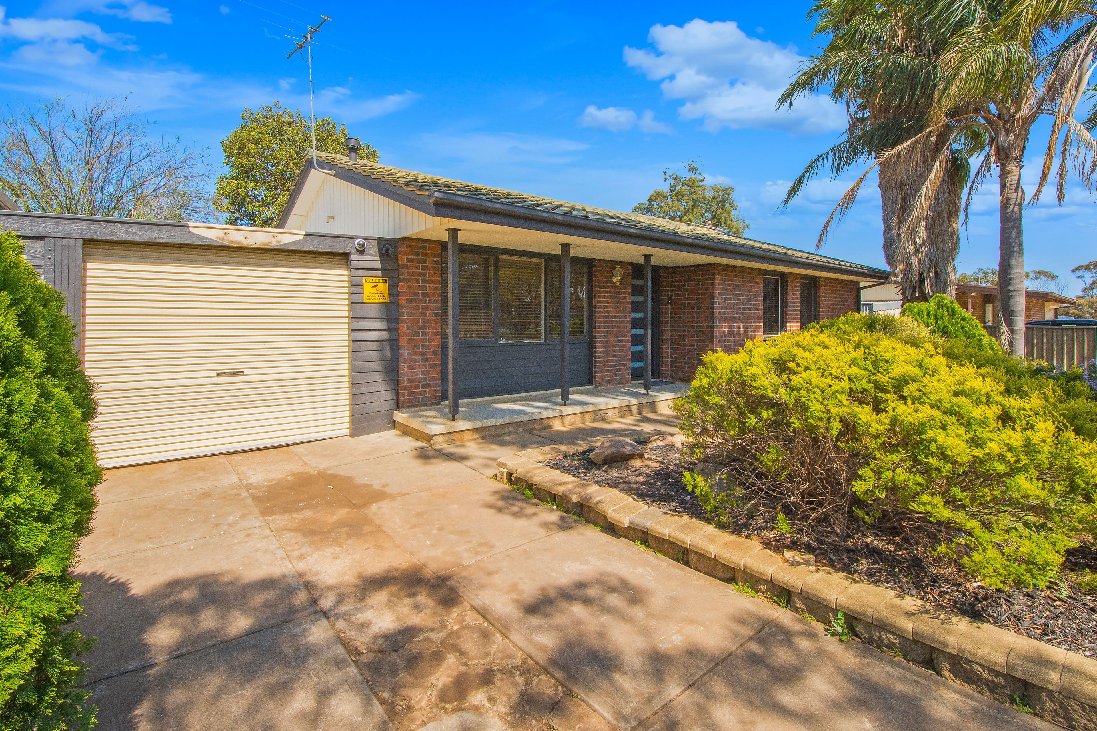 13 Illalong Crescent, Munno Para SA 5115, Munno Para - Thumbnail 2