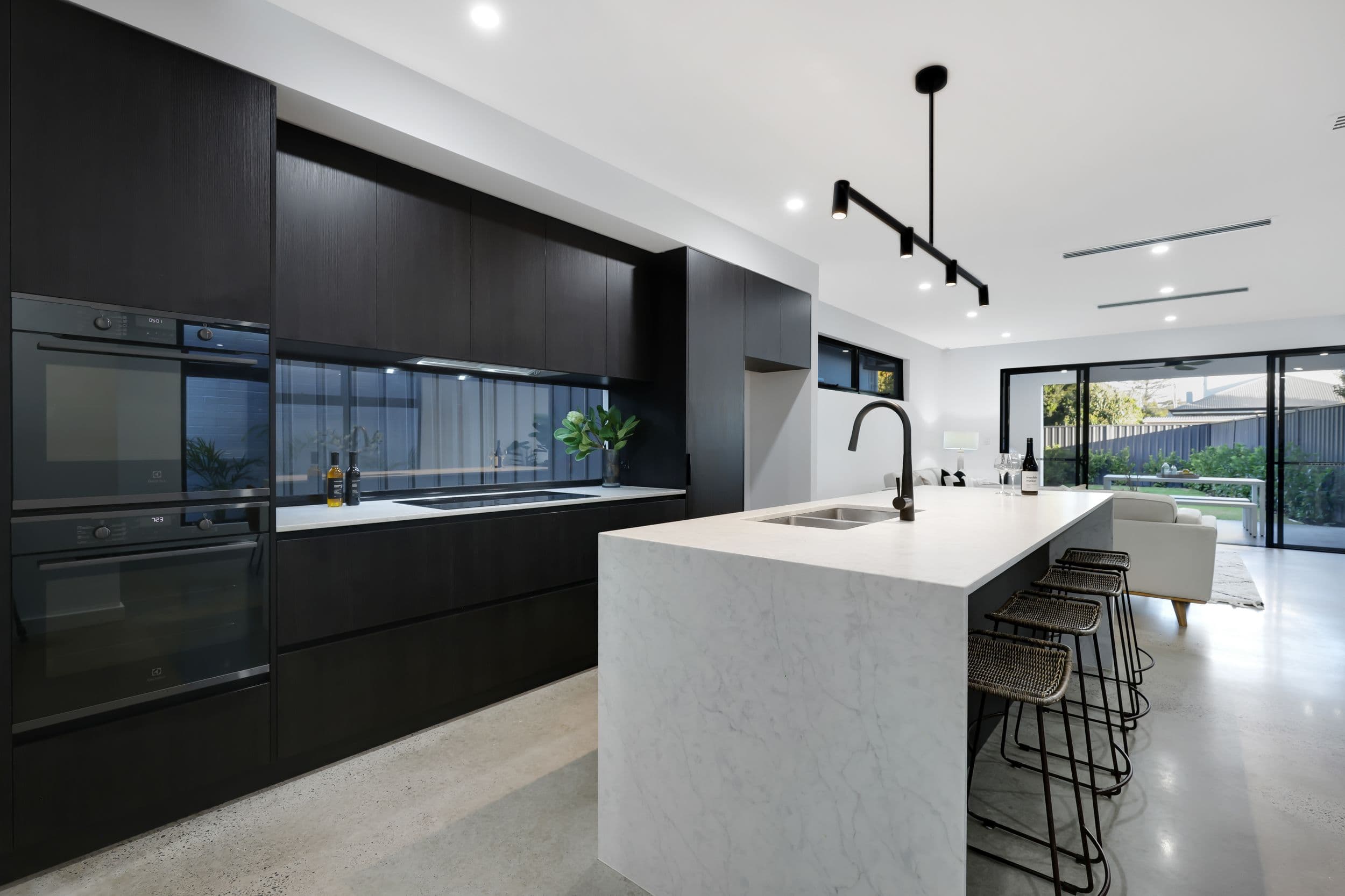19 Hmas Australia Road, Henley Beach South SA 5022, Henley Beach South - Thumbnail 7