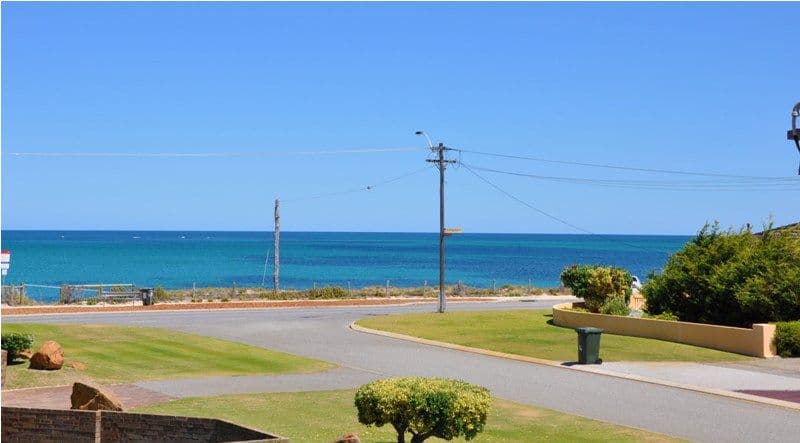 16 Arcadia Drive, SHOALWATER WA 6169, Shoalwater - Thumbnail 2