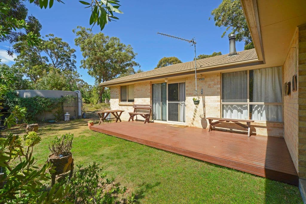 10 Grandview Avenue, Maribyrnong VIC 3032, Maribyrnong - Thumbnail 2