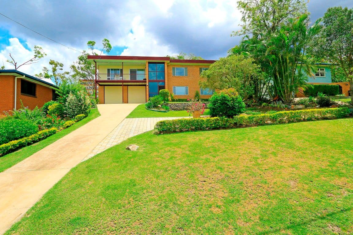 10 Bauhinia Terrace, The Range QLD 4700, The Range - Thumbnail 2