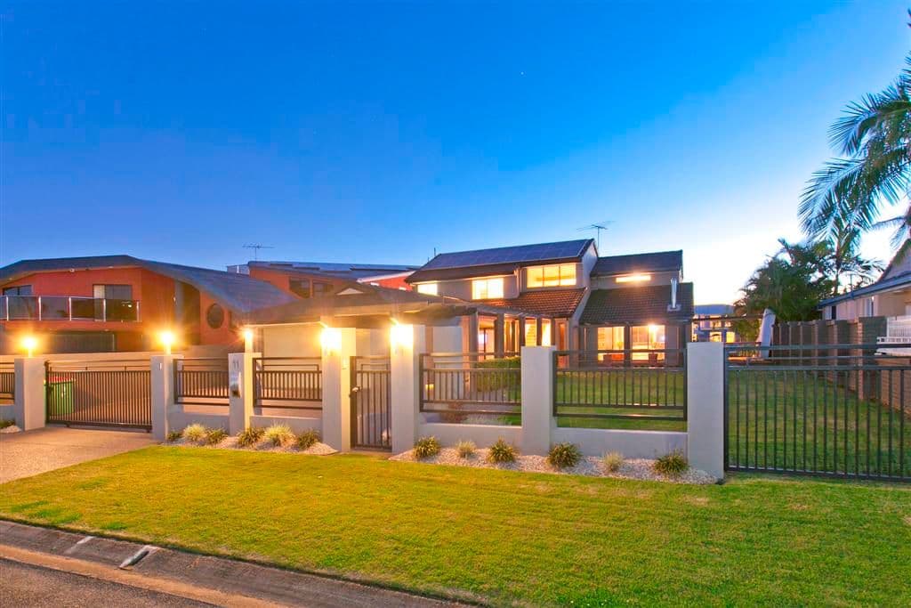 11 Mako Avenue, BIRKDALE QLD 4159, Birkdale - Thumbnail 2