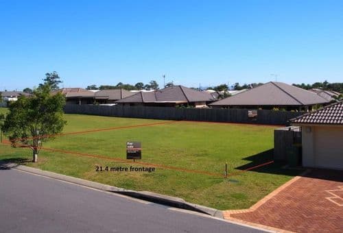 16 Saltwater Drive, Rothwell, Rothwell - Image 1