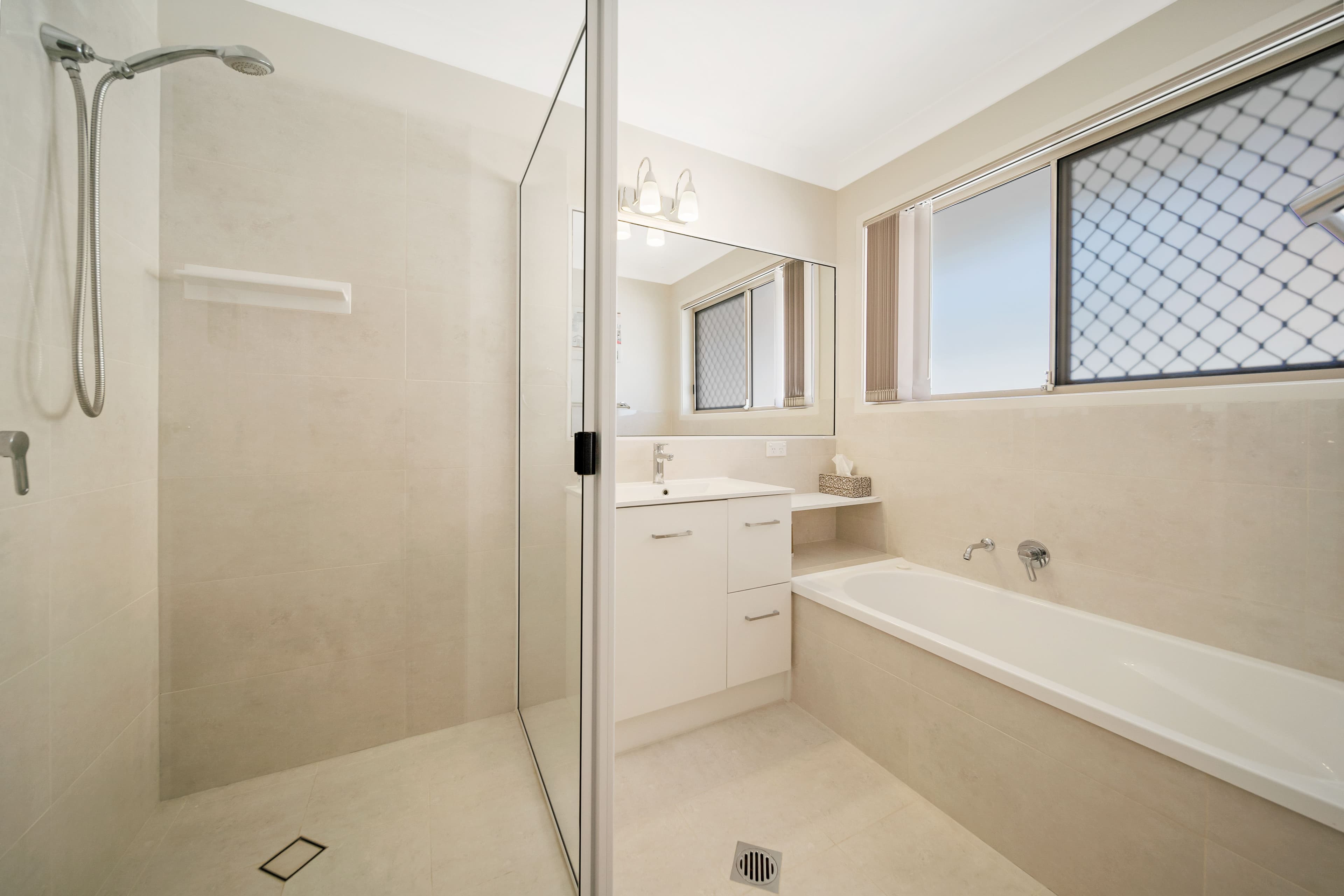 10 Drake Road, Springwood QLD 4127, Springwood - Thumbnail 4