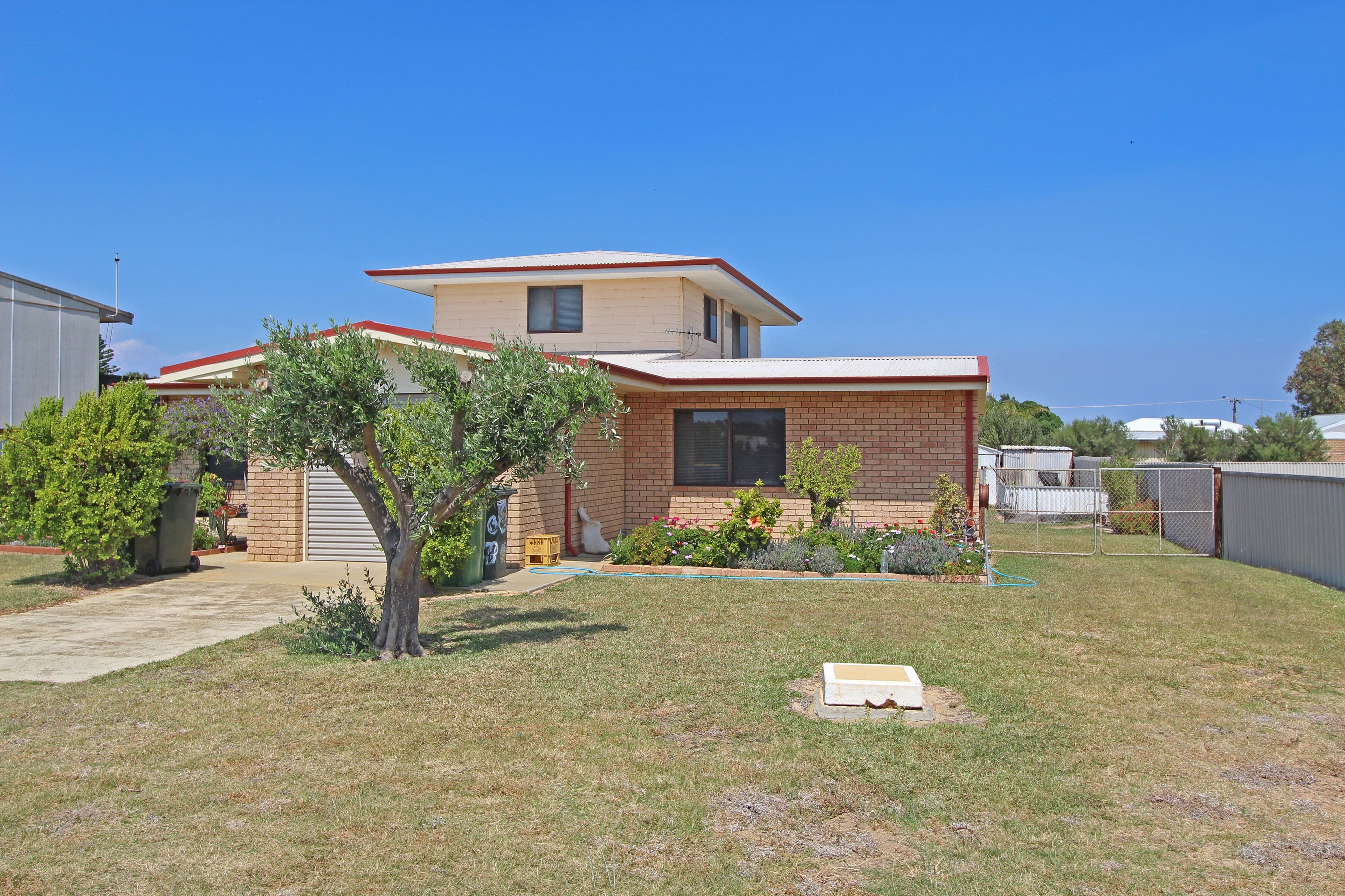10 McGilp Street, Green Head WA 6514, Green Head - Thumbnail 3