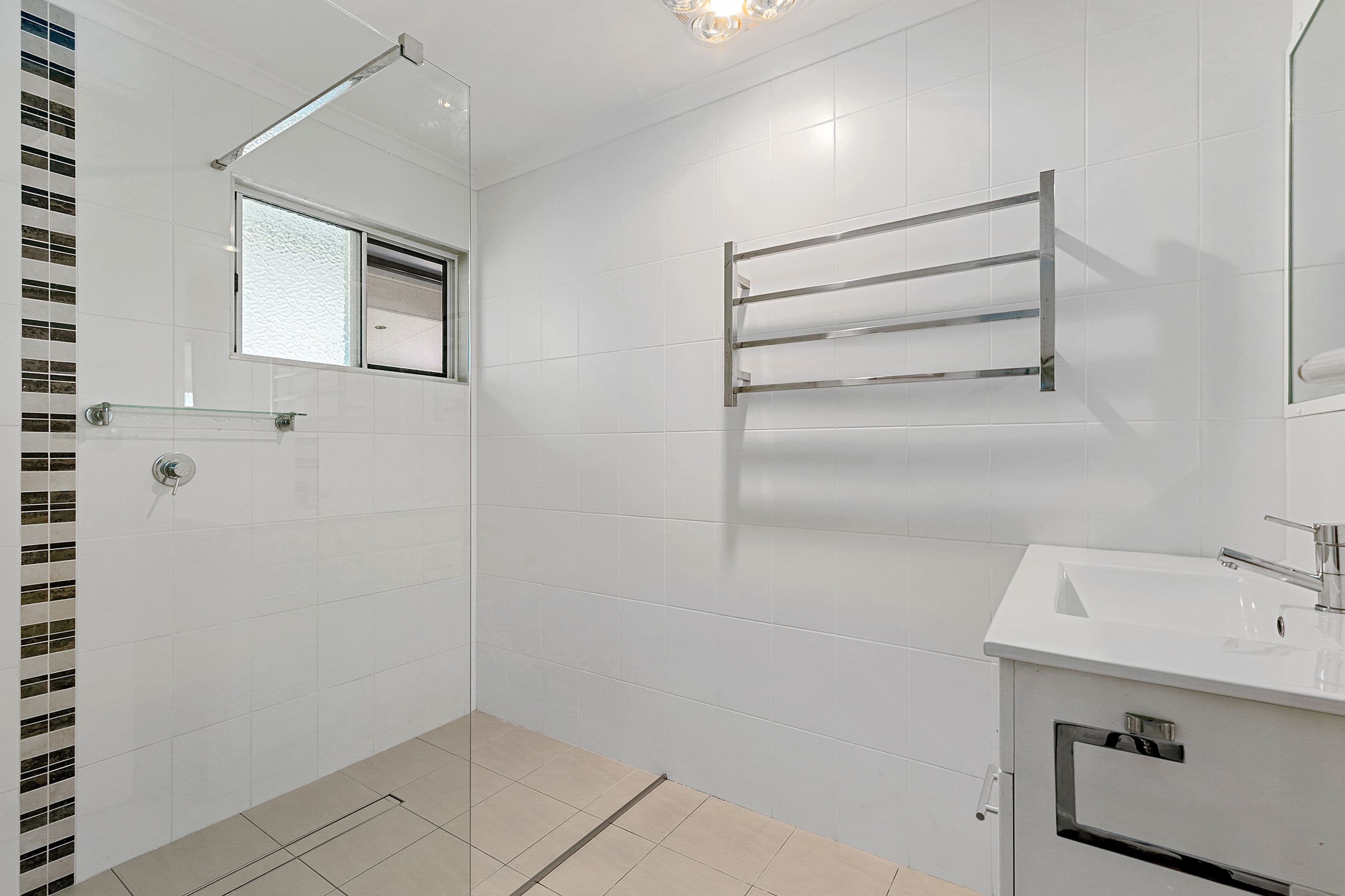 12 Tanya Street, Manly West QLD 4179, Manly West - Thumbnail 6