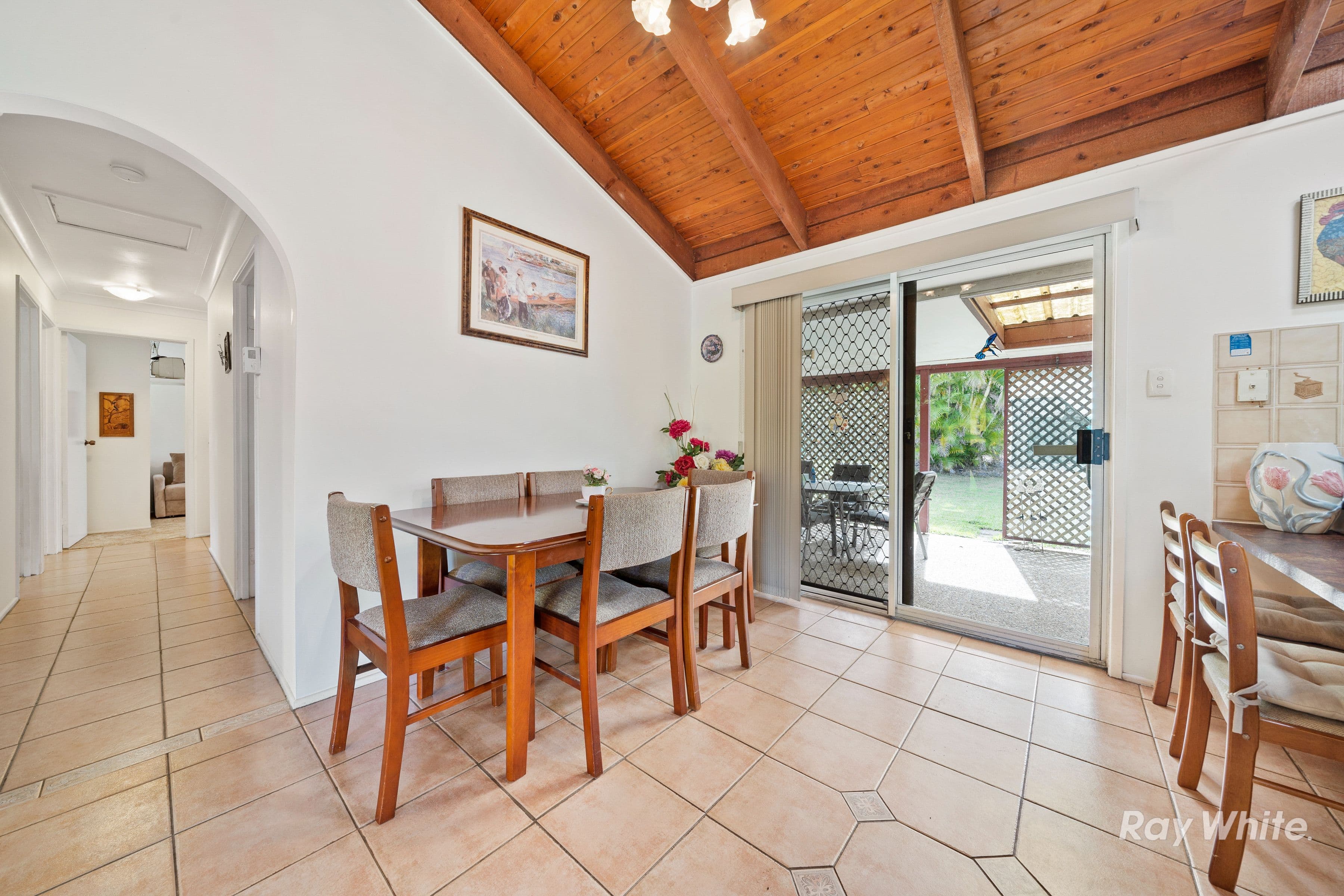 18 Box Street, Browns Plains QLD 4118, Browns Plains - Thumbnail 3