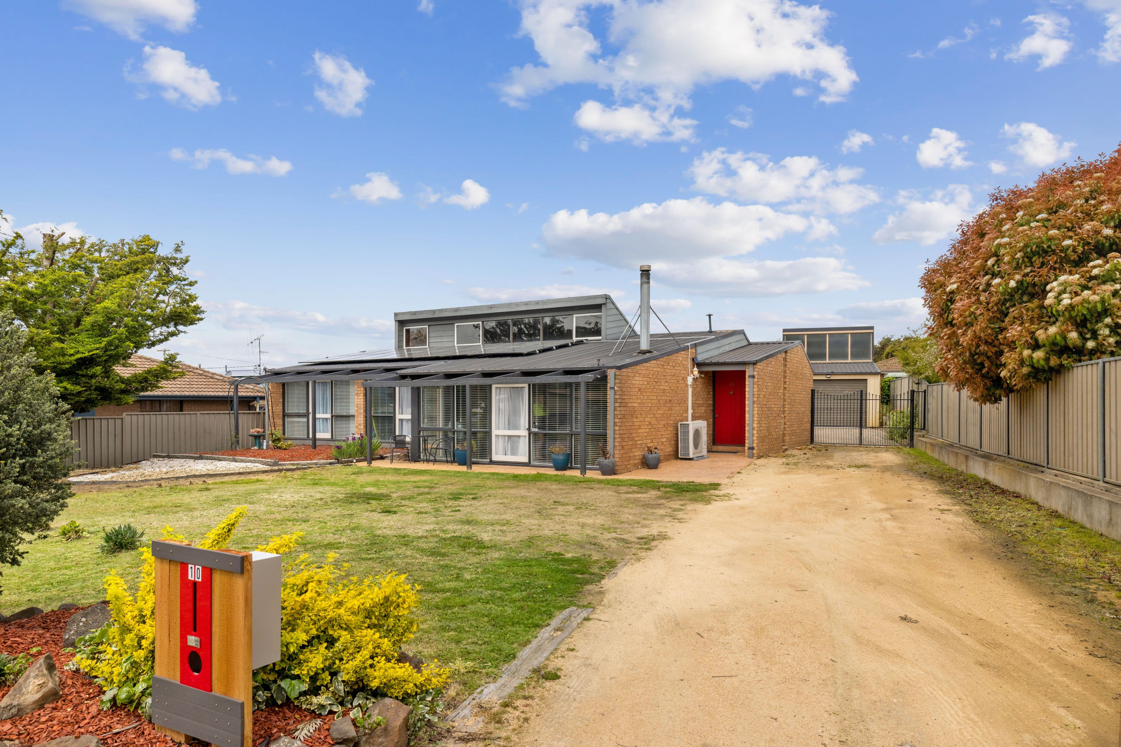 10 Dewhirst Street, Goulburn NSW 2580, Goulburn - Image 1
