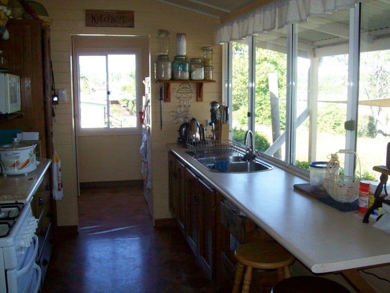 29 Pine Street, GYMPIE QLD 4570, Gympie - Thumbnail 4