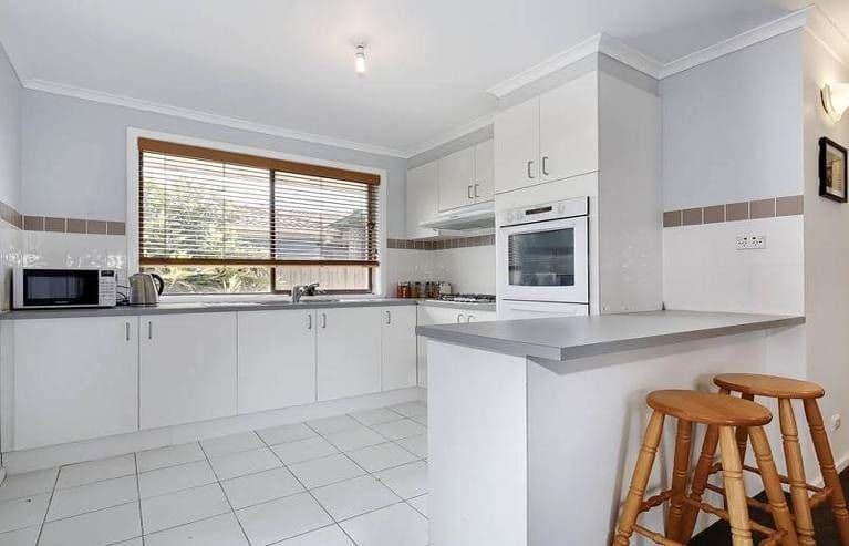 351 Heaths Road, Werribee VIC 3030, Werribee - Thumbnail 2