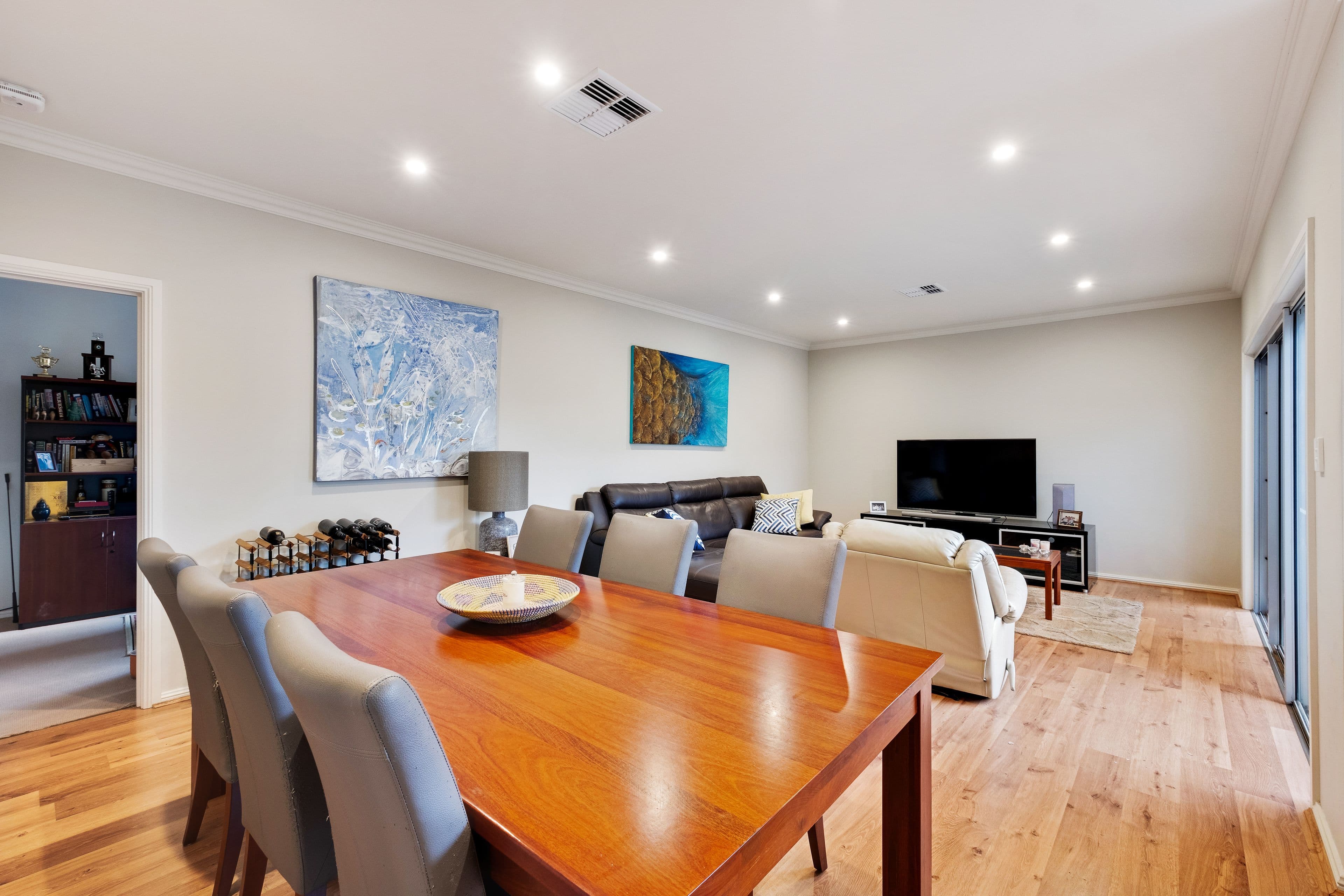 2A Jacaranda Grove, Oaklands Park SA 5046, Oaklands Park - Thumbnail 7