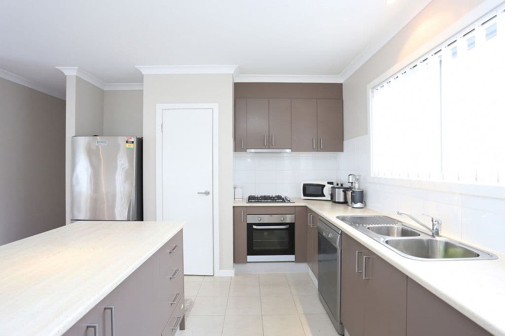 27 Turpentine Road, Brookfield VIC 3338, Brookfield - Thumbnail 2