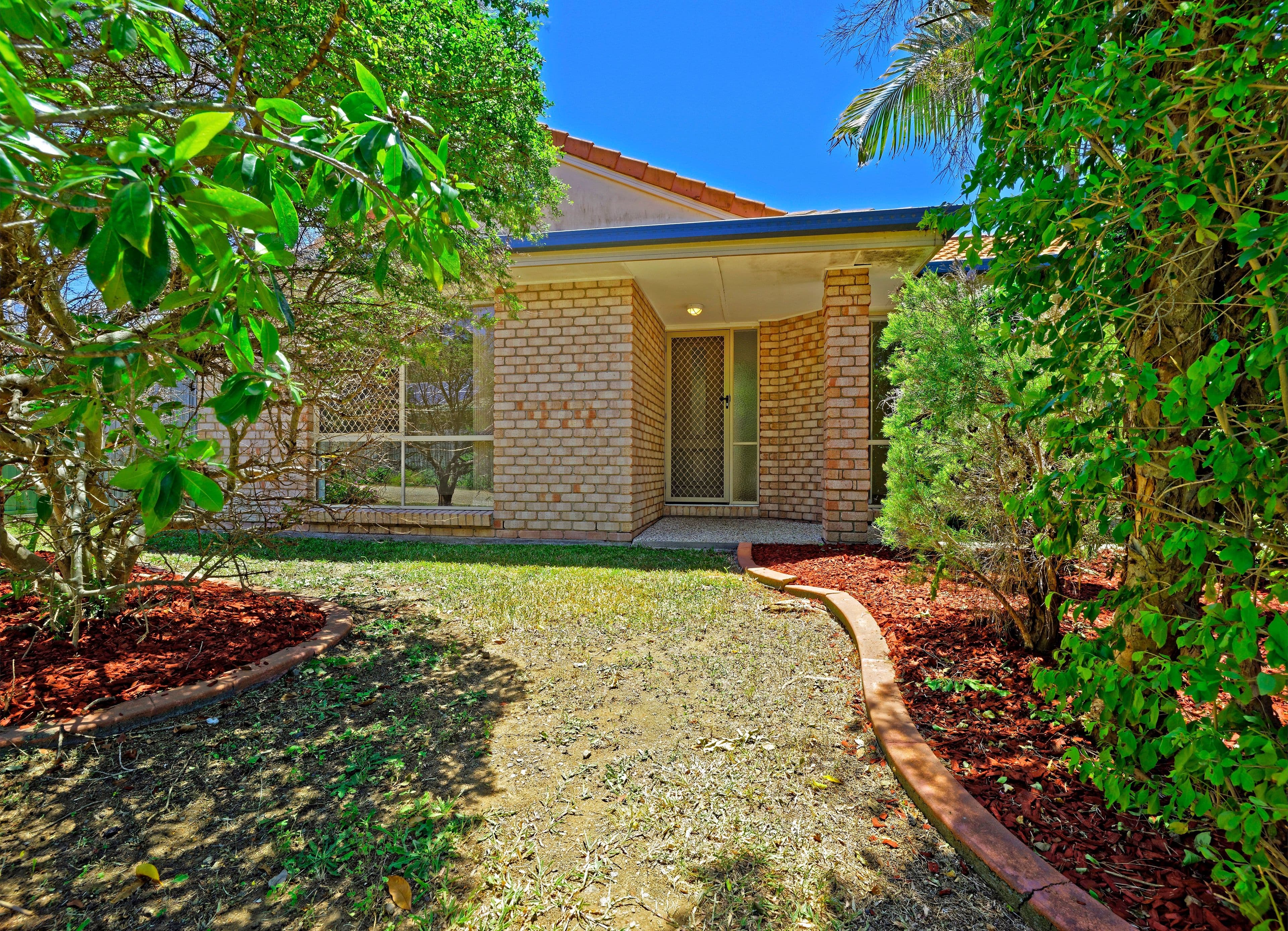 7 Elizabeth Place, Brighton QLD 4017, Brighton - Thumbnail 2