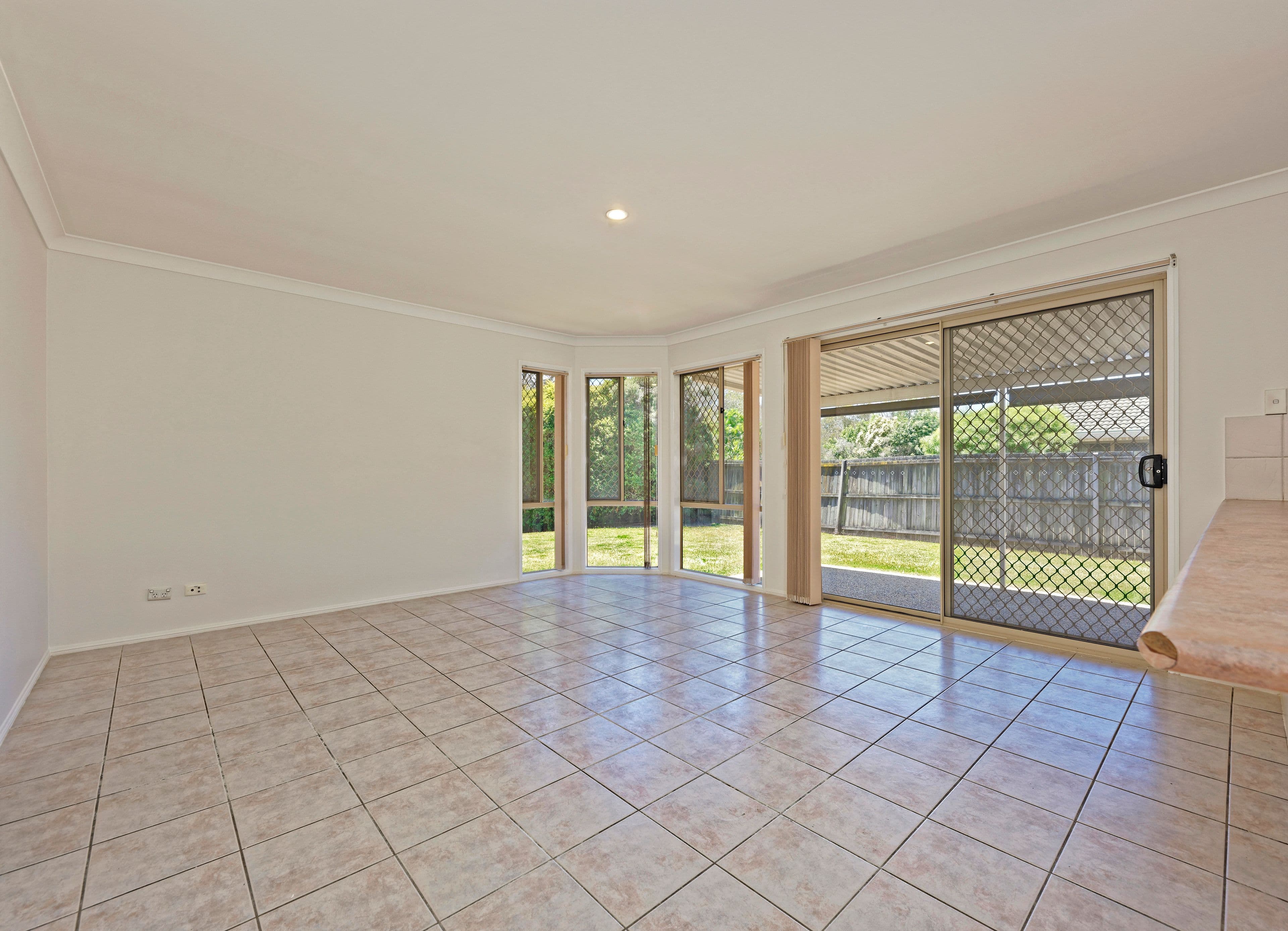 7 Elizabeth Place, Brighton QLD 4017, Brighton - Thumbnail 5