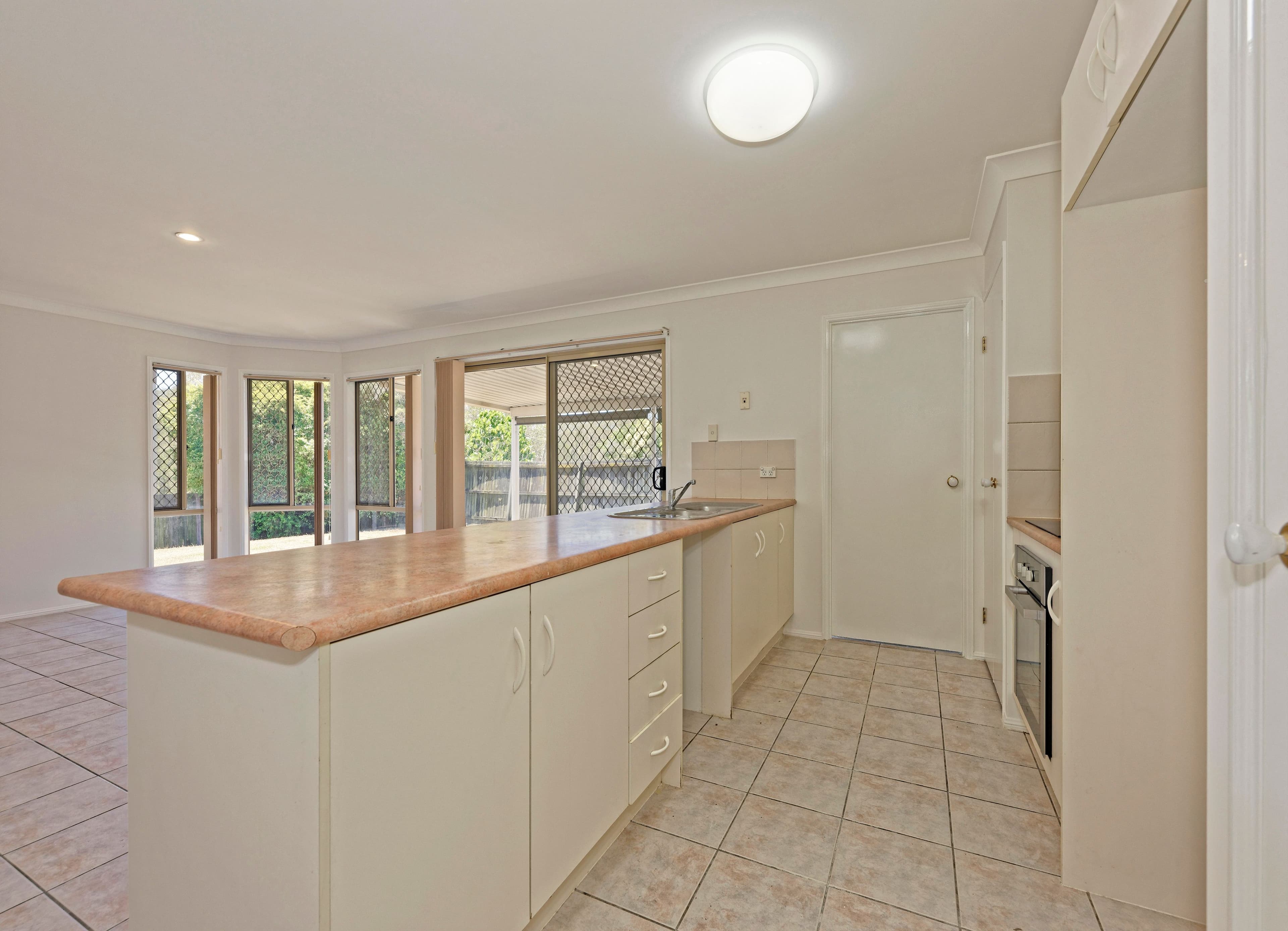 7 Elizabeth Place, Brighton QLD 4017, Brighton - Thumbnail 7