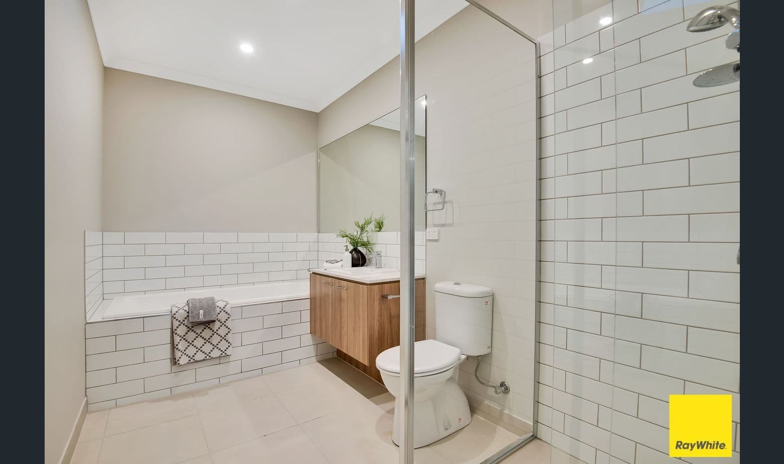 10 Hagley Street, Truganina VIC 3029, Truganina - Thumbnail 5
