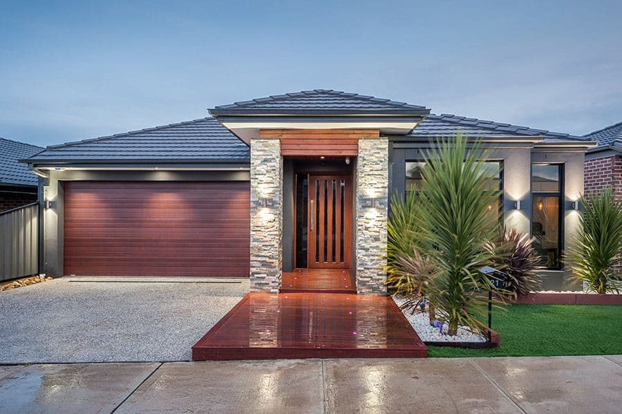 21 Falkland Road, Craigieburn VIC 3064, Craigieburn - Image 1