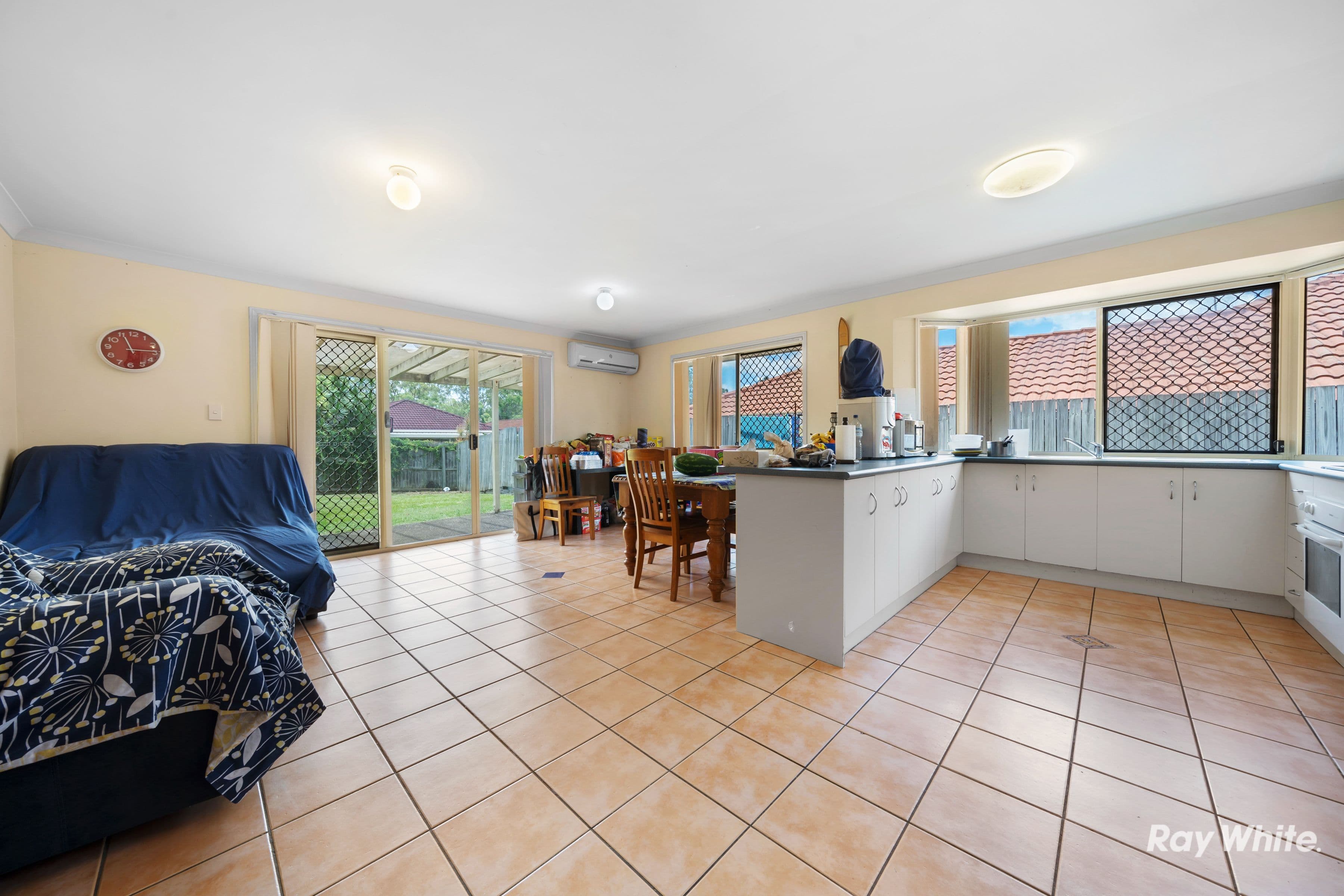 4 Mingela Place, Forest Lake QLD 4078, Forest Lake - Thumbnail 2
