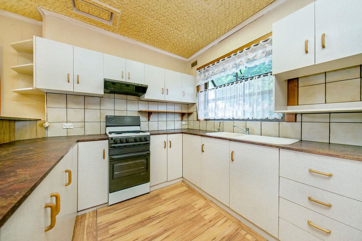 21 Hinsley Road, Smithfield Plains SA 5114, Smithfield Plains - Thumbnail 4
