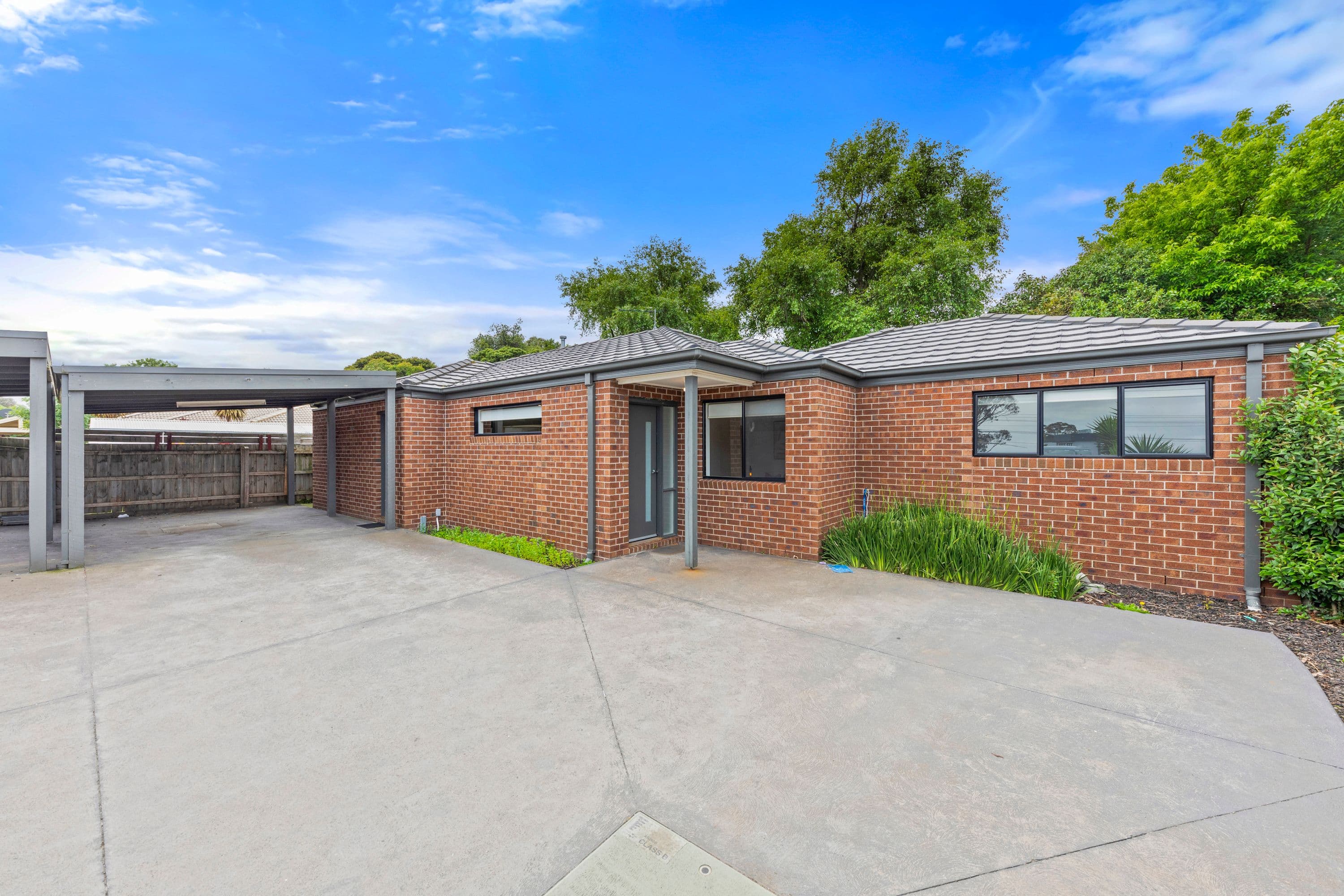 64B Racecourse Road, Pakenham VIC 3810, Pakenham - Thumbnail 2