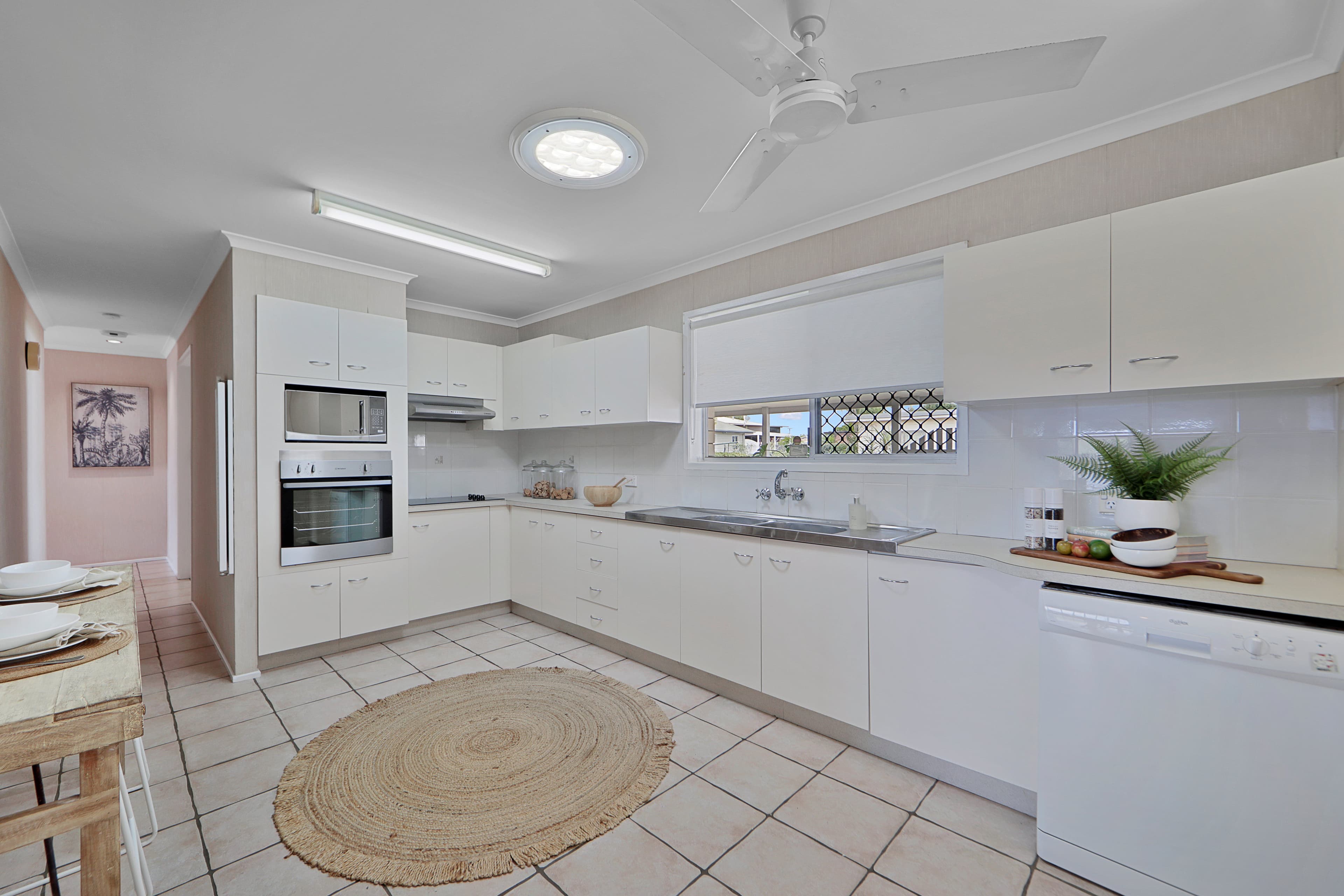 43 Harvey Street, Avenell Heights QLD 4670, Avenell Heights - Thumbnail 6