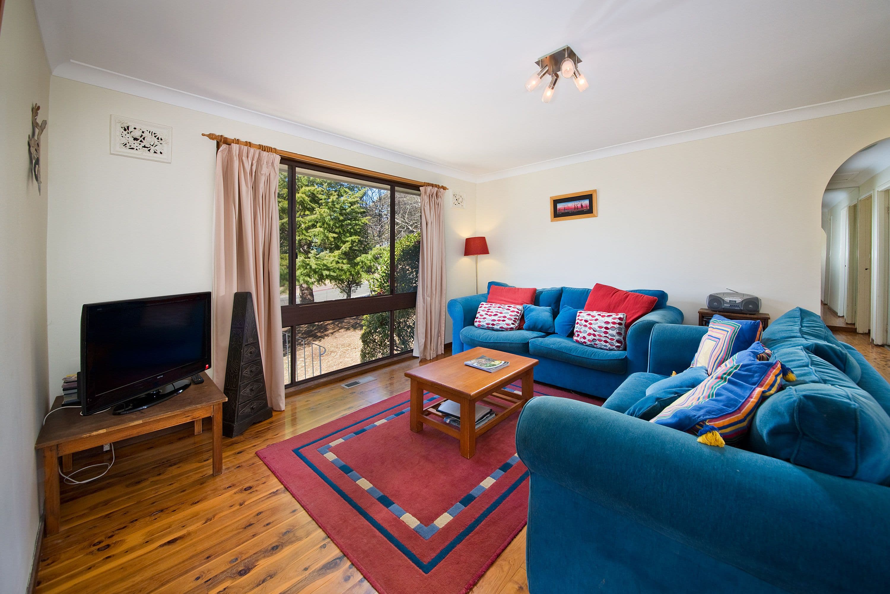 16 Links Road, Blackheath - Thumbnail 2