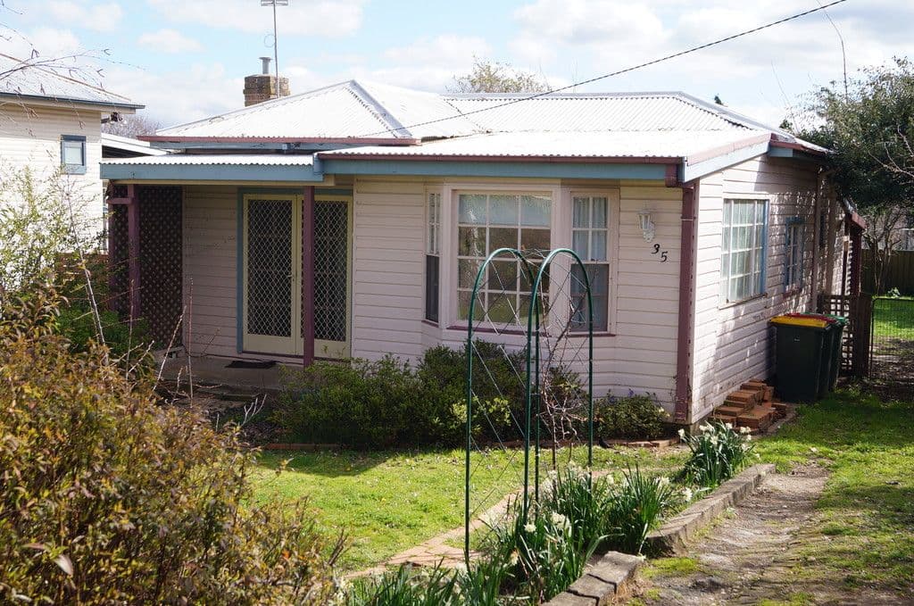 35 Spring Street, Orange - Thumbnail 3