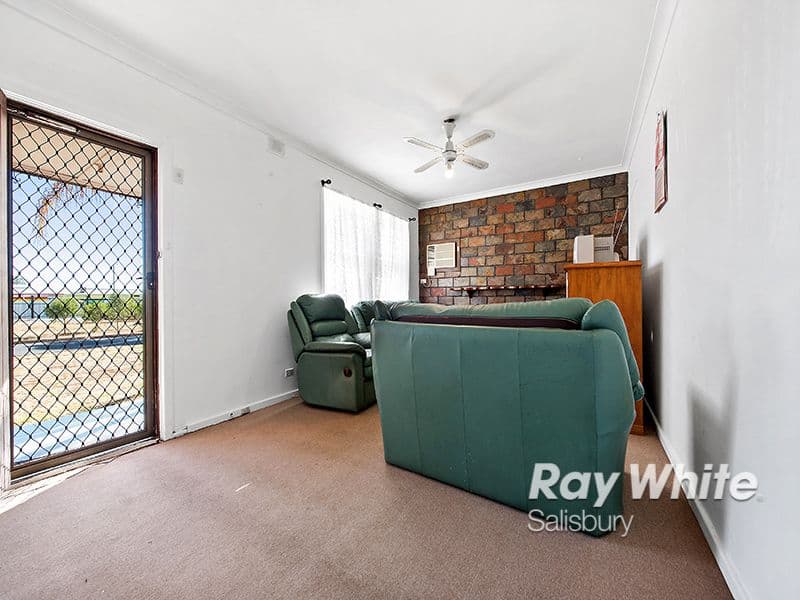 18 Winsham Street, Davoren Park SA 5113, Davoren Park - Thumbnail 4