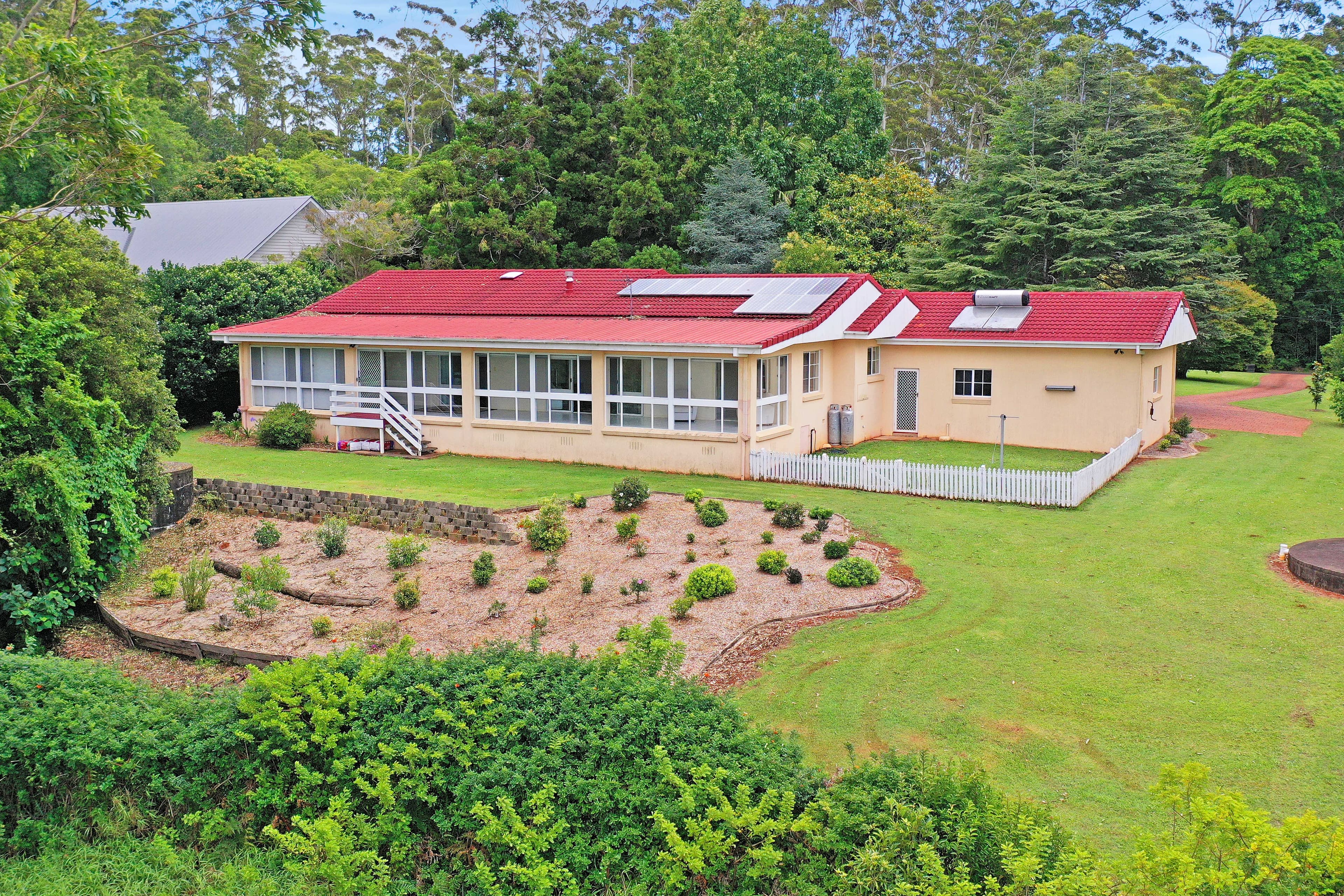 82-84 Cliff Road, Tamborine Mountain QLD 4272, Tamborine Mountain - Thumbnail 2