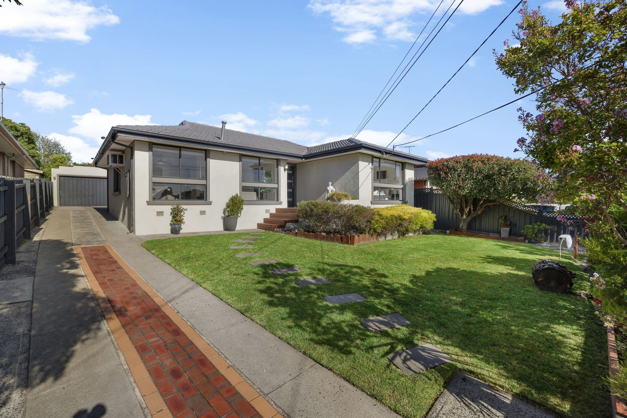 42 Snowdon Drive, Cheltenham VIC 3192, Cheltenham - Image 1