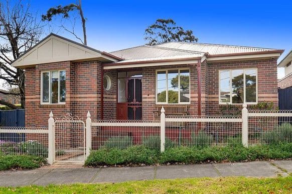 1 Gissing Street, BLACKBURN SOUTH VIC 3130, Blackburn South - Image 1