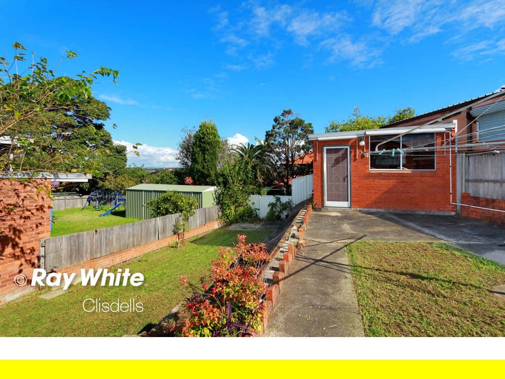 1 Bykool Avenue, KINGSGROVE NSW 2208, Kingsgrove - Thumbnail 5