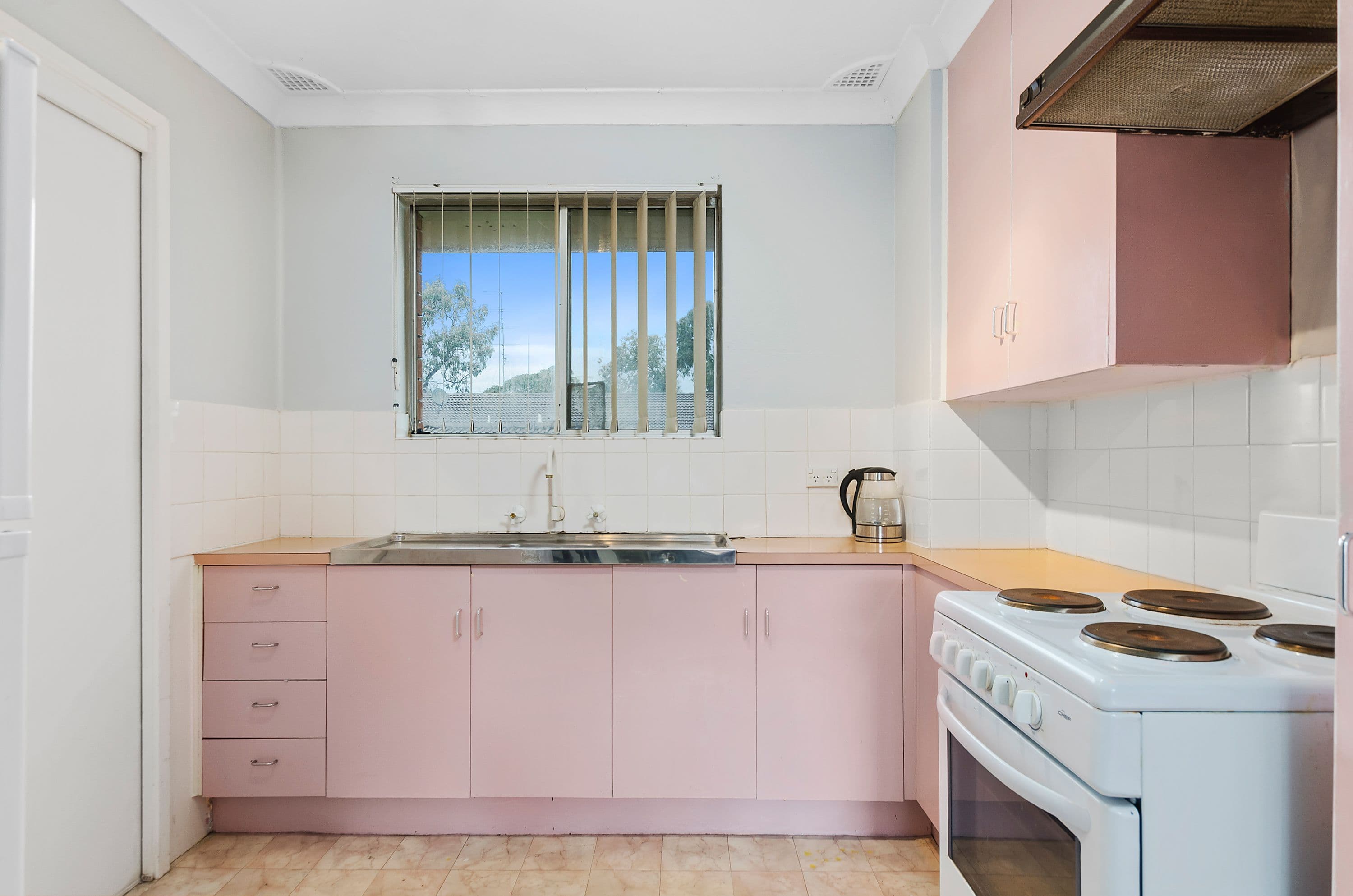17 Prince Edward Drive, Brownsville - Thumbnail 2